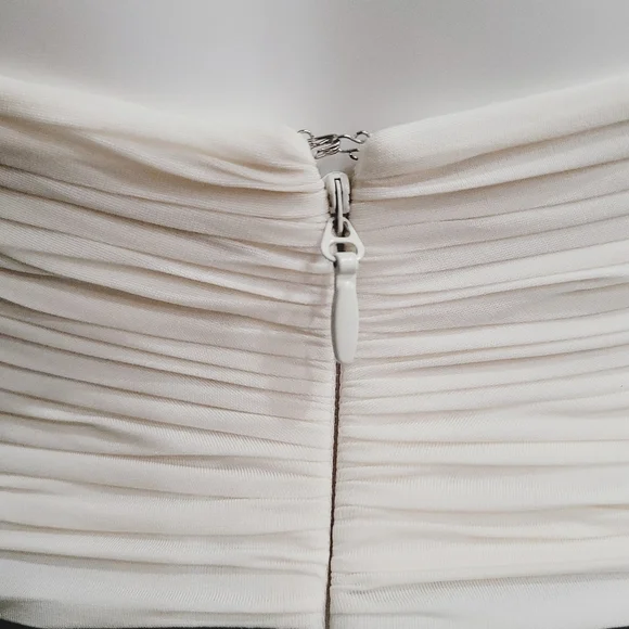 BCBGmaxazria Cocktail Wedding Formal Maxi Dress with Pockets Plunge V Neck Sz 2 - Picture 10 of 13